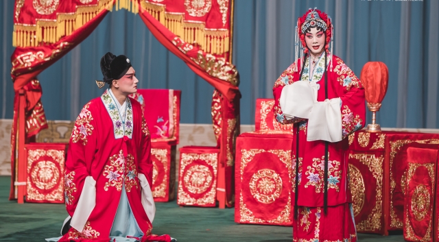 著名京劇表演藝術家李勝素、于魁智領銜主演 梅派經典大戲《鳳還巢》在通上演